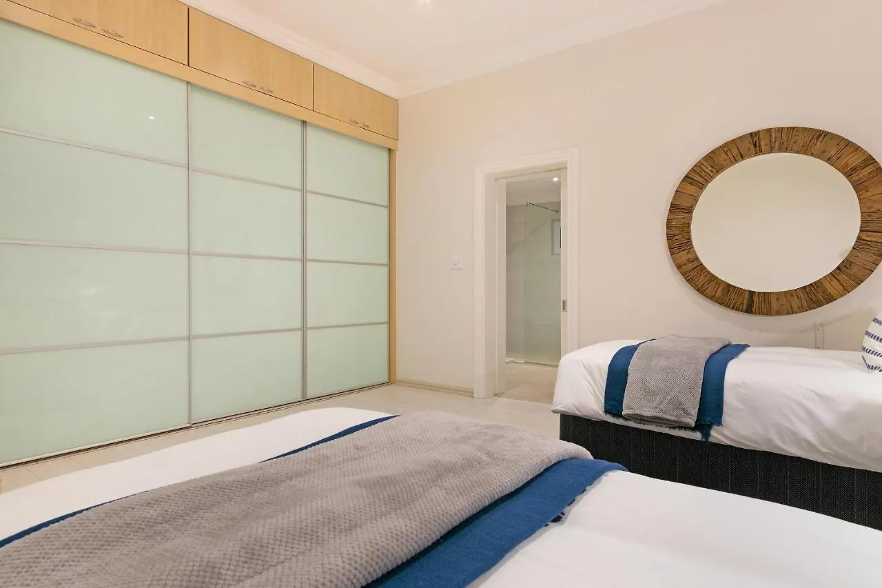 Two Luxury Villas - 9-Bed - Lyonesse & Lyons Den Cape Town South Africa