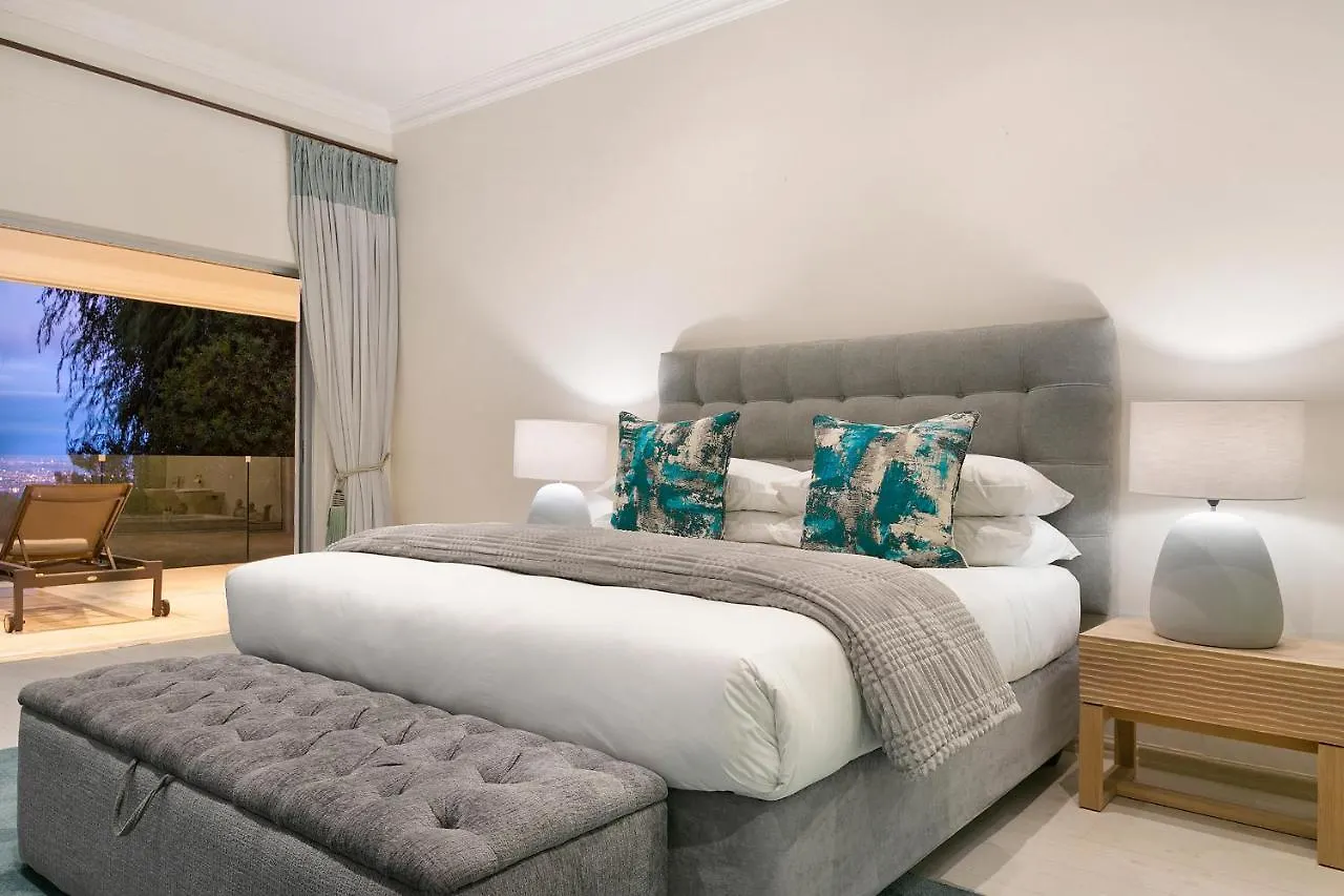 Two Luxury Villas - 9-Bed - Lyonesse & Lyons Den Cape Town South Africa