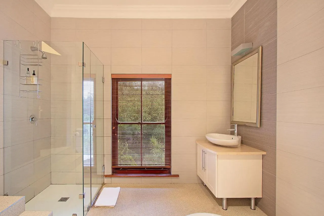 Two Luxury Villas - 9-Bed - Lyonesse & Lyons Den Cape Town